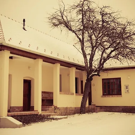 Kortefa Vendeghaz *